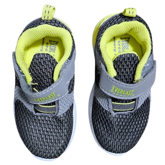 Everlast Baby Shoes Size 6M Gray/Black Mesh Sneakers with Easy Close Strap EUC - Picture 2 of 7